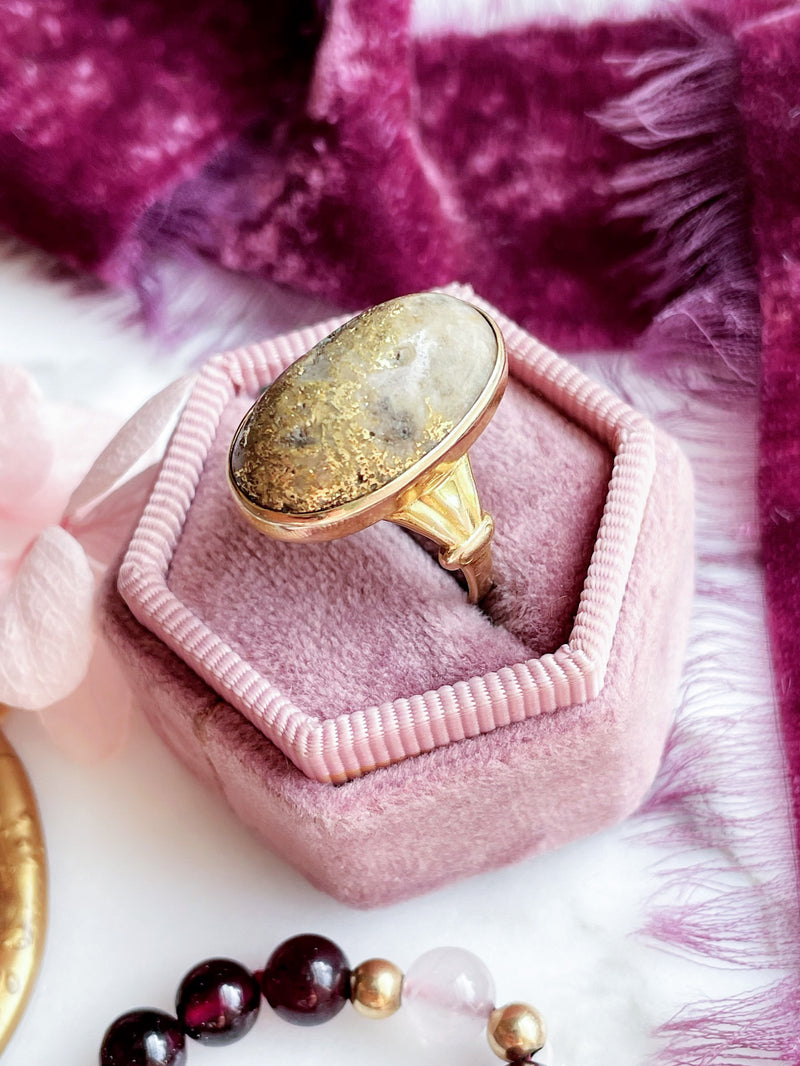 14k Victorian Gold Bearing Quartz Cabochon Ring