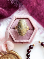 14k Victorian Gold Bearing Quartz Cabochon Ring