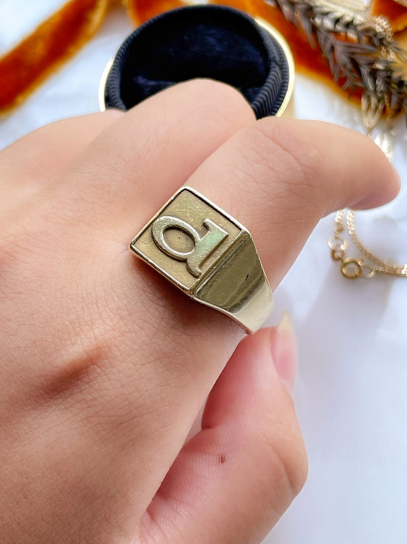 10k Vintage Signet Ring