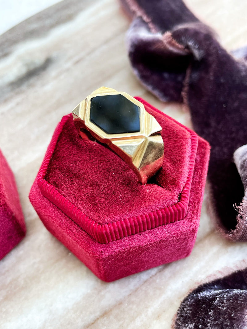 14k Vintage Hexagonal Onyx Ring