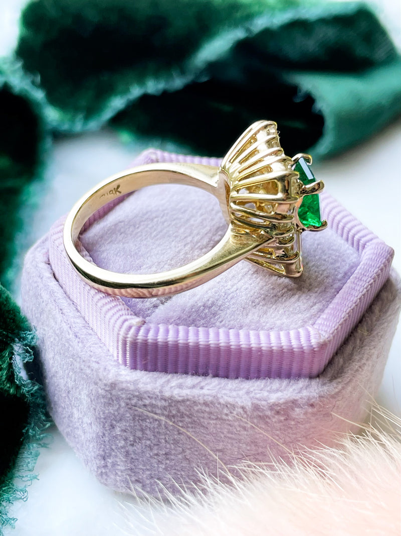 18k Vintage Emerald & Diamond Ballerina Ring