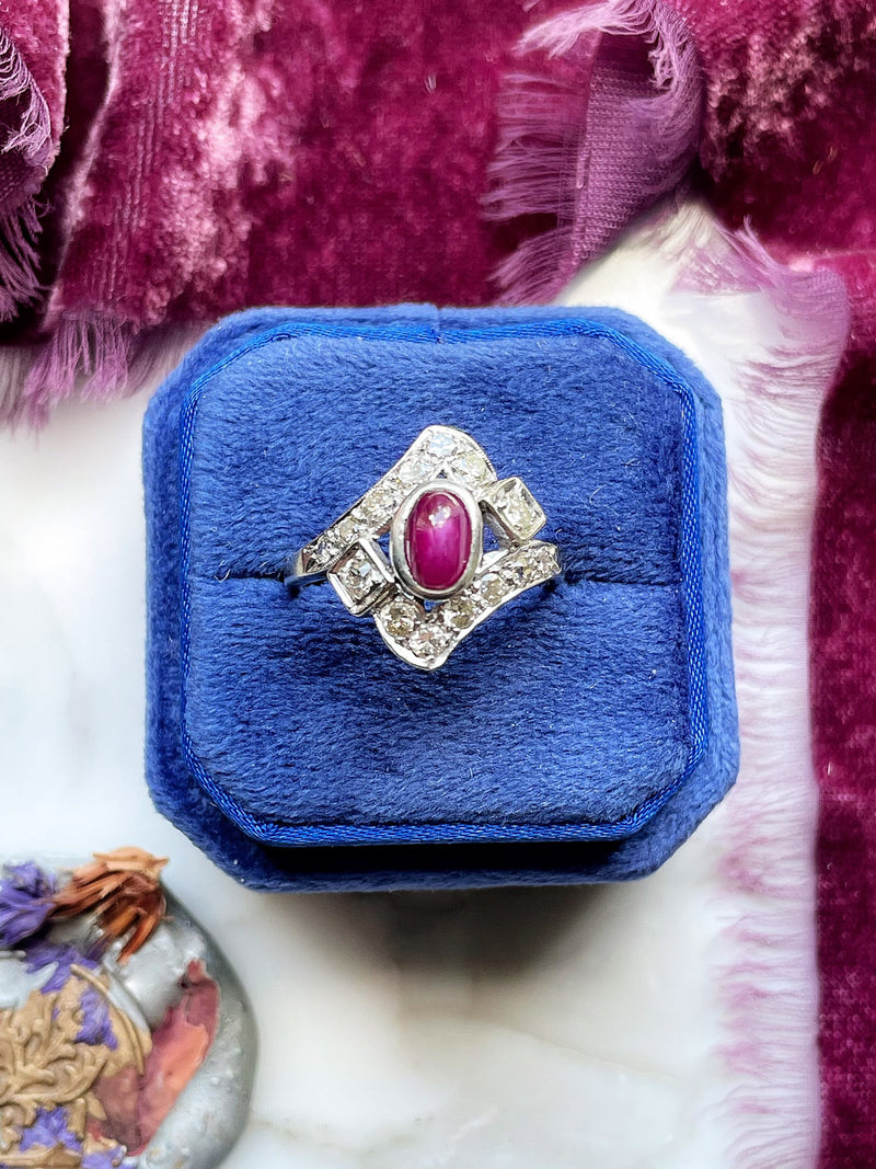 14k Art Deco Natural Star Ruby Cabochon Ring