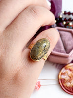 14k Victorian Gold Bearing Quartz Cabochon Ring