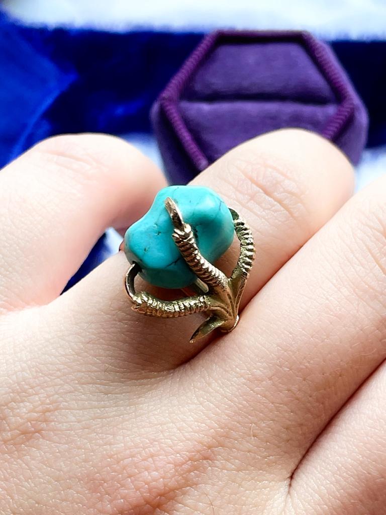 14k Vintage Dragon Claw w/ Turquoise Ring