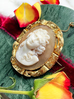 18k Victorian Shell Cameo Brooch