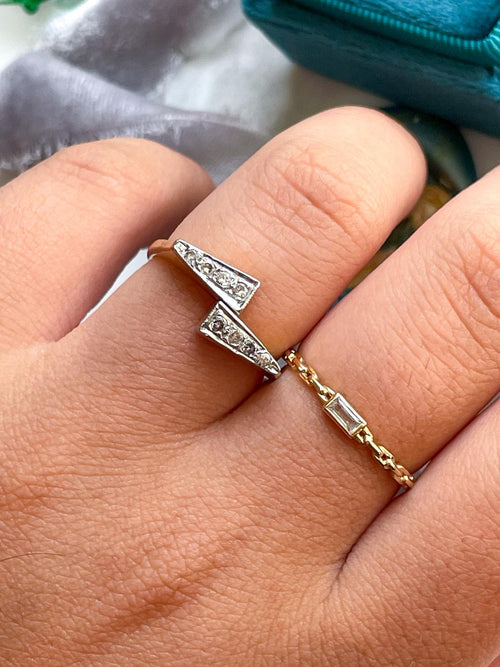 14k Vintage Diamond Spike Bypass Ring