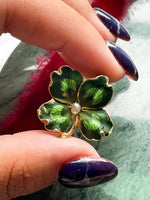 10k Antique Green Enamel Clover Pin