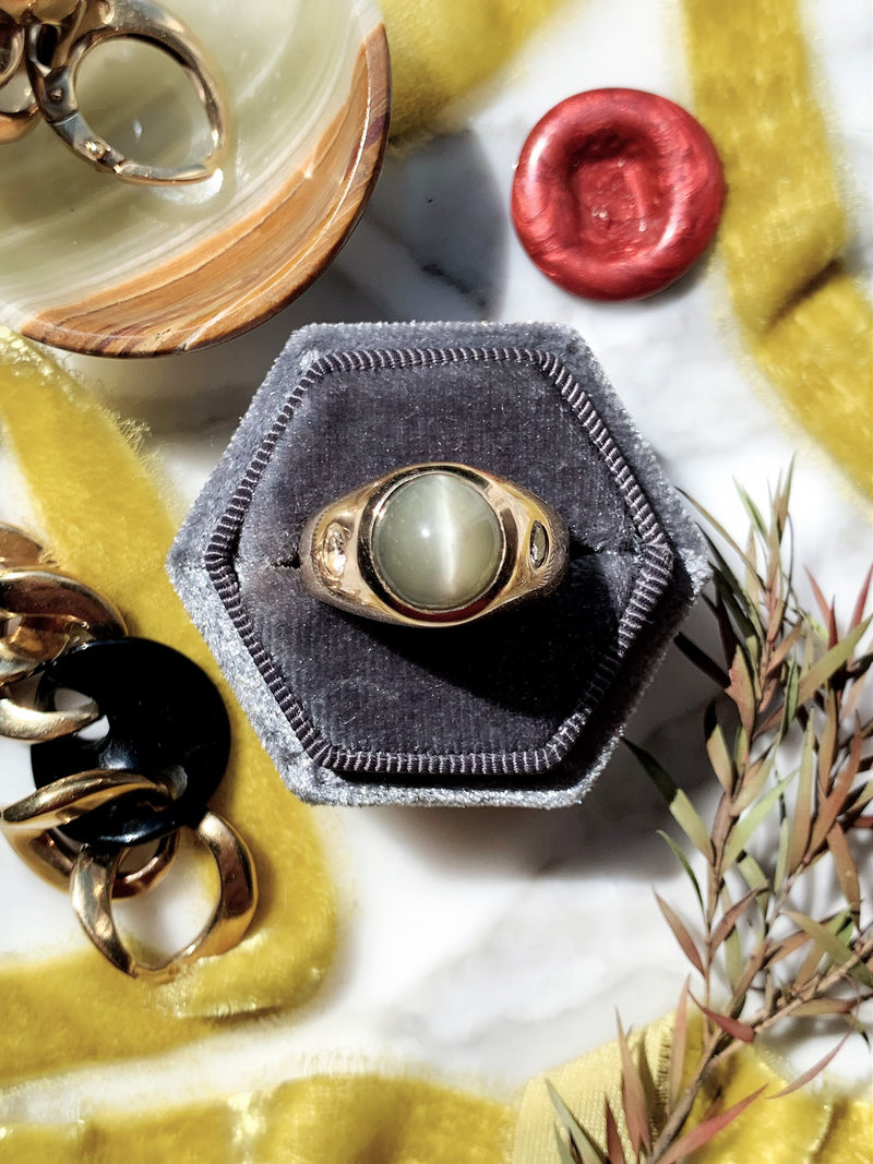 14k 10.33 Cat's Eye Chrysoberyl Cabochon Ring